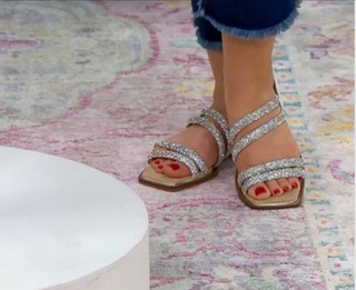 Ali Carr feet photo thumbnail