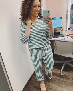 Ali Carr feet photo thumbnail