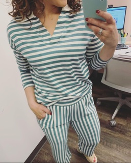 Ali Carr feet photo thumbnail