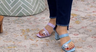 Ali Carr feet photo thumbnail