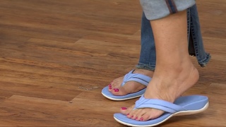 Ali Carr feet photo thumbnail