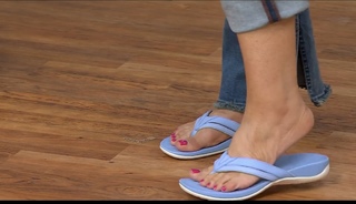 Ali Carr feet photo thumbnail