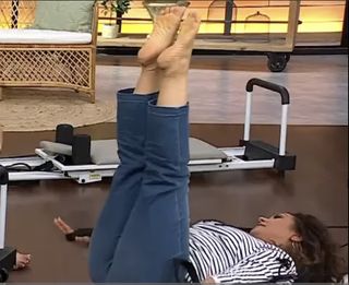 Ali Carr feet photo thumbnail