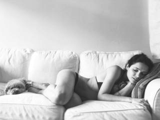 Ali Cobrin feet photo thumbnail