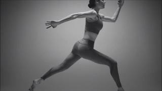 Ali Cobrin feet photo thumbnail