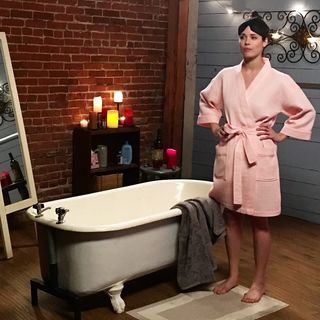 Ali Cobrin feet photo thumbnail