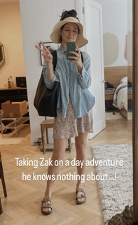 Ali Cobrin feet photo thumbnail