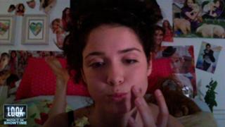 Ali Cobrin feet photo thumbnail