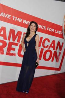 Ali Cobrin feet photo thumbnail