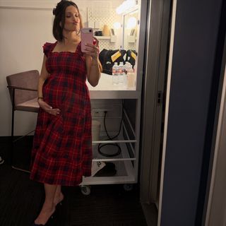 Ali Cobrin feet photo 7