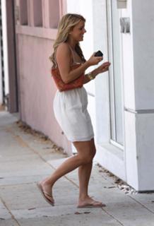 Ali Fedotowsky feet photo 18
