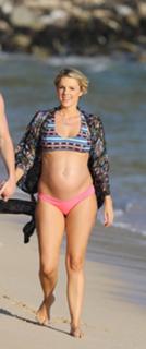 Ali Fedotowsky feet photo 11