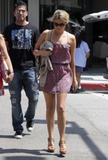 Ali Fedotowsky feet photo 16