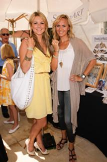 Ali Fedotowsky feet photo 10