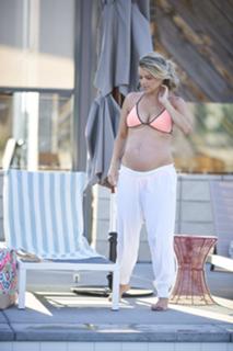 Ali Fedotowsky feet photo 18