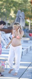 Ali Fedotowsky feet photo 12