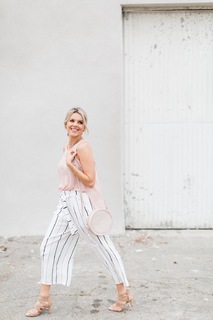 Ali Fedotowsky feet photo 4