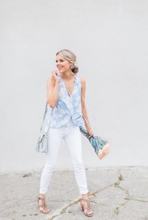 Ali Fedotowsky feet photo 15