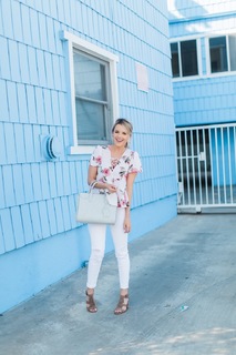 Ali Fedotowsky feet photo 11