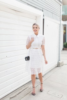 Ali Fedotowsky feet photo 5