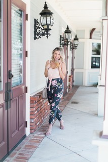 Ali Fedotowsky feet photo 10