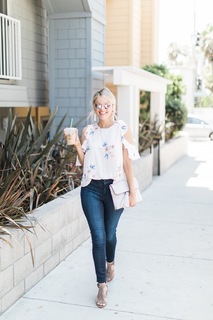 Ali Fedotowsky feet photo 6