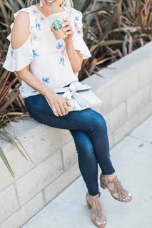 Ali Fedotowsky feet photo 5