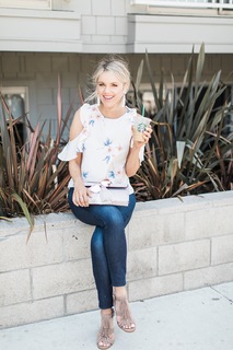 Ali Fedotowsky feet photo 4