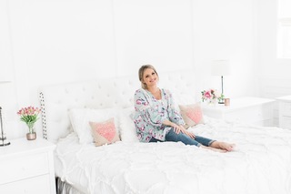 Ali Fedotowsky feet photo 9
