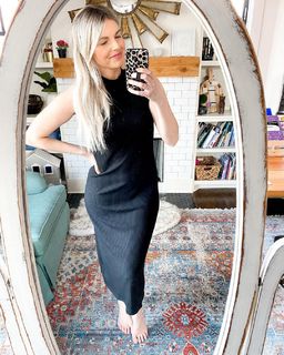 Ali Fedotowsky feet photo 14