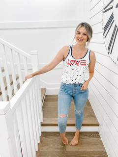 Ali Fedotowsky feet photo 10