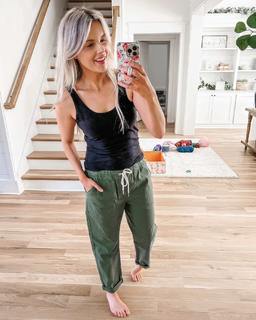 Ali Fedotowsky feet photo 12