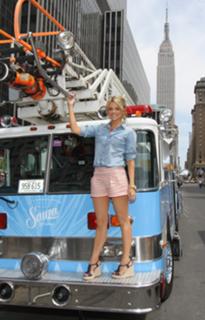 Ali Fedotowsky feet photo 1