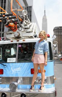 Ali Fedotowsky feet photo 11