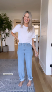Ali Fedotowsky feet photo 10
