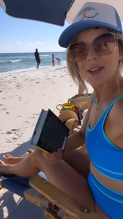 Ali Fedotowsky feet photo 8