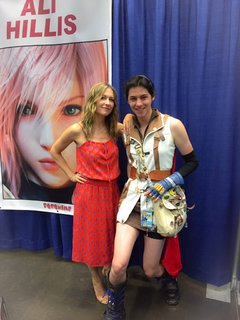 Ali Hillis feet photo 4