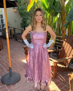 Ali Hillis feet photo 3