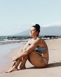Ali Krieger feet photo 3