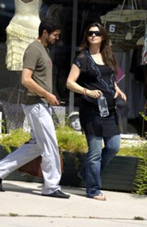 Ali Landry feet photo thumbnail