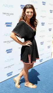 Ali Landry feet photo thumbnail
