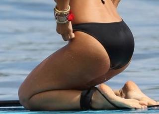 Ali Landry feet photo thumbnail