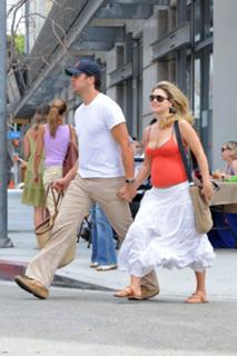 Ali Larter feet photo thumbnail