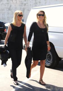 Ali Larter feet photo thumbnail