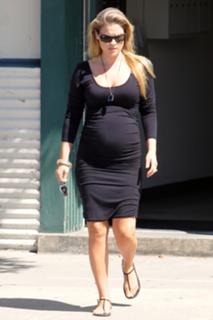 Ali Larter feet photo thumbnail