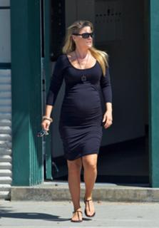 Ali Larter feet photo thumbnail