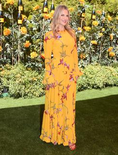 Ali Larter feet photo thumbnail