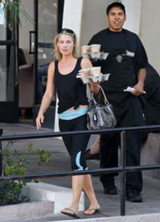 Ali Larter feet photo thumbnail