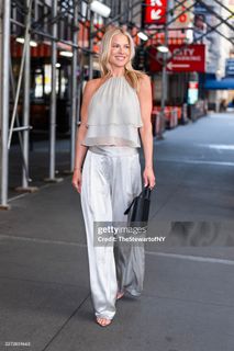 Ali Larter feet photo 10