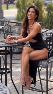 Ali Lee feet photo 3